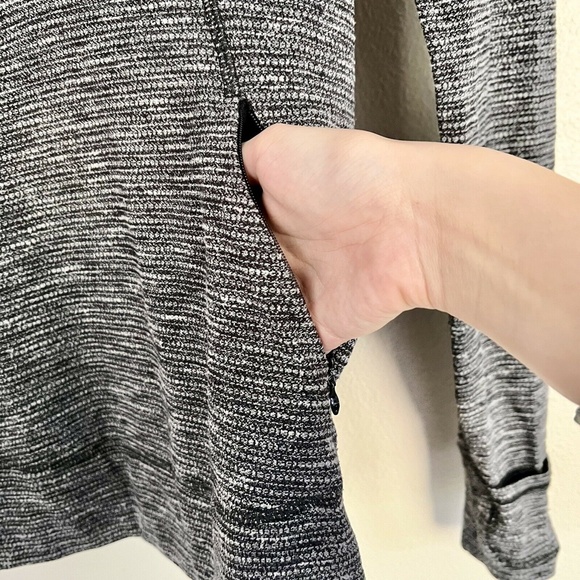 LULULEMON Think Fast Thumbhole Half Zip Pullover Long Sleeve in Coco Pique Black - Picture 9 of 13